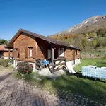 Casa Genziana بيت للعطل