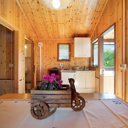 Holiday home Casa Genziana *